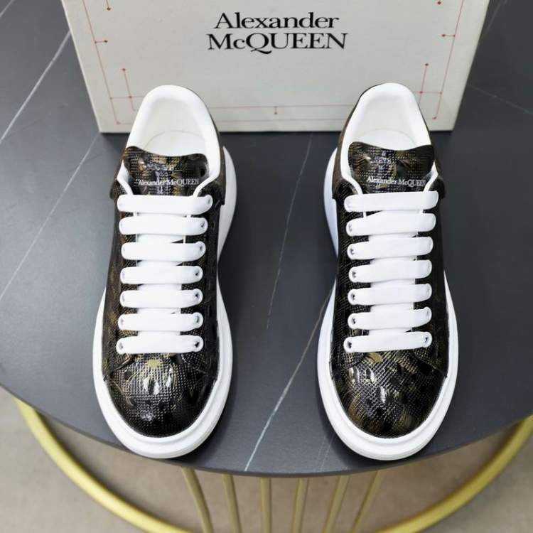 Picture of Alexander McQueen Shoes _SKUAlexanderMcQueensz35-45hnw0304170